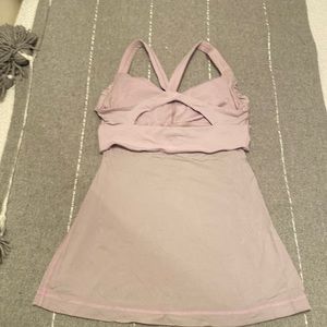 Lululemon size 4 top